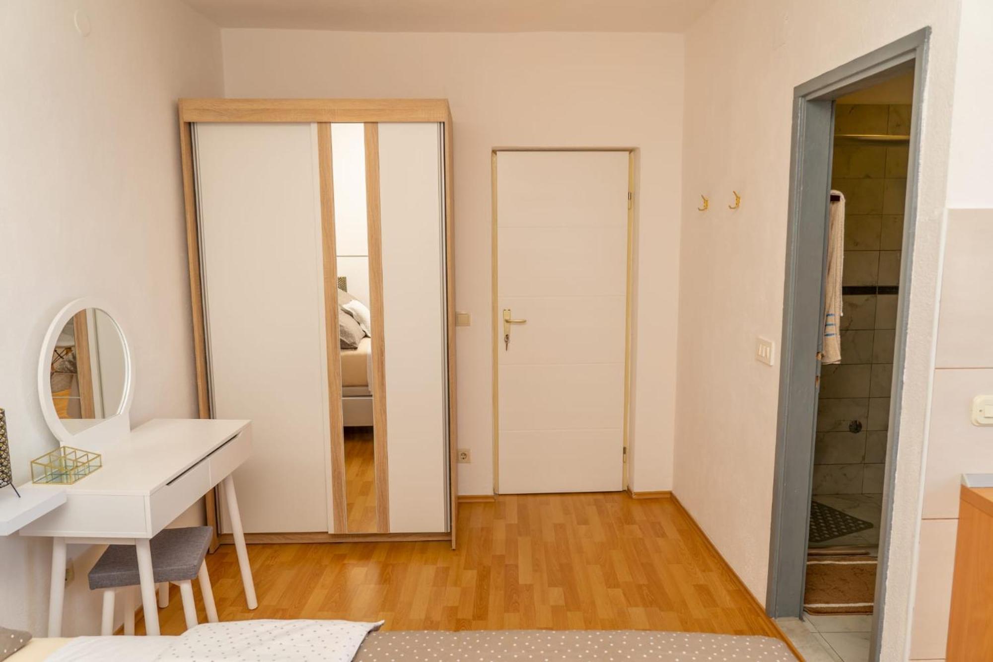 Apartments Caric Hvar Town Exterior foto